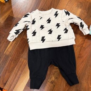 Cat & Jack Cream and Black Baby Set